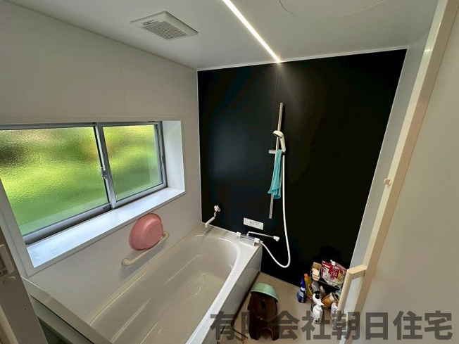 【浴室】 | 上意東中古戸建 | リフォーム済みで綺麗なお風呂です