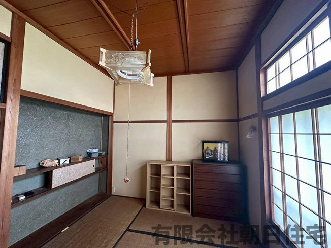 【和室】 | 上意東中古戸建 | 2階居室です。
