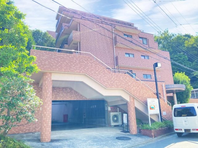 エクレール第２妙蓮寺