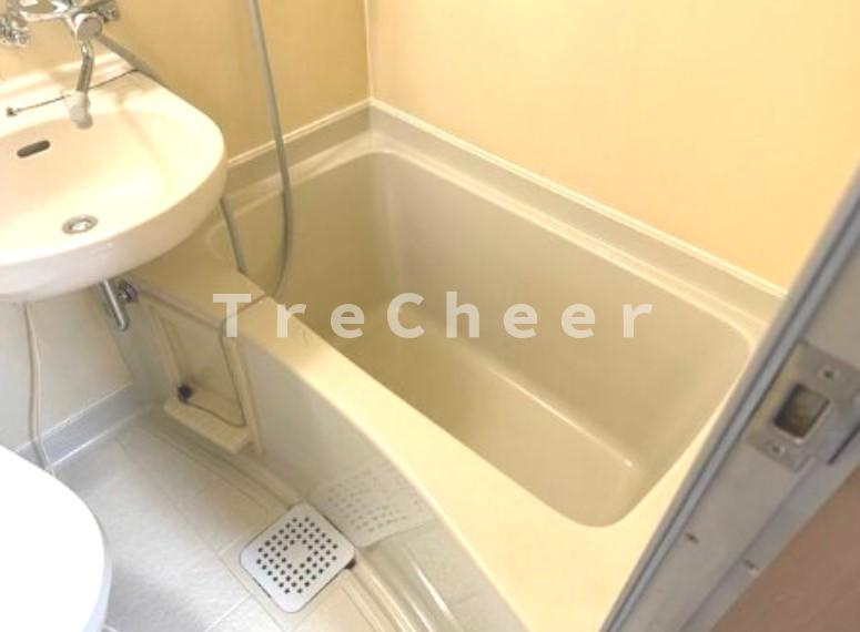 シャトール池袋本町の浴室