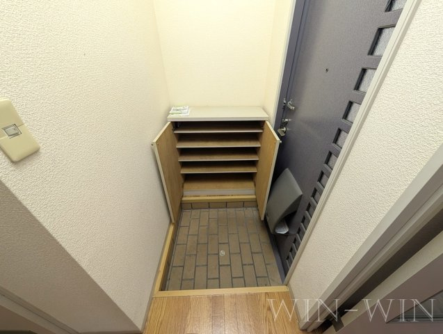 グリーンステージ東橋良 Aの玄関