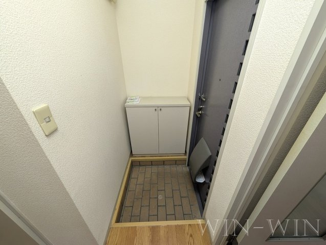 グリーンステージ東橋良 Aの玄関