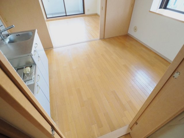 Ｆａｖｏｒｅ緑井の居間・リビング