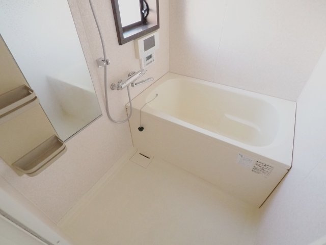 Ｆａｖｏｒｅ緑井の浴室