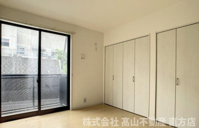 直方市大字上頓野のアパートの寝室