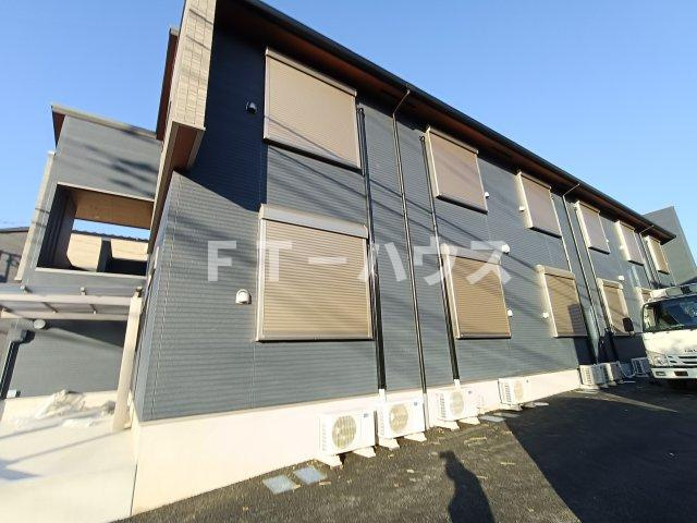 イーストパレスY-8