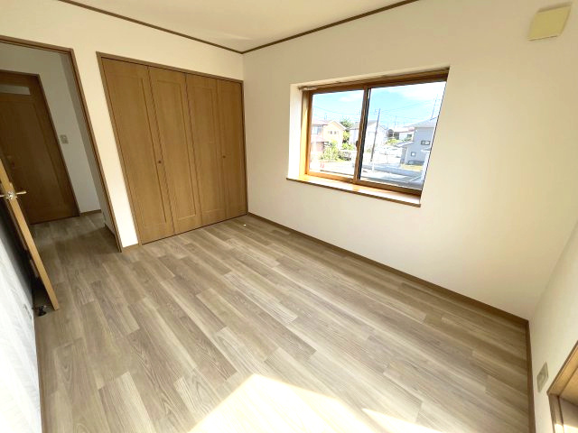 入間市下藤沢の洋室|コンパクトで使いやすい洋室です