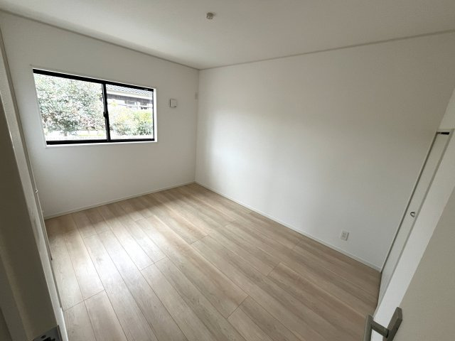 【洋室】 | 仲介手数料無料！厚南小学校に通える新築戸建平屋　宇部市際波　第６－１号棟　クレイドルガーデン　アーネストワン | 洋室です