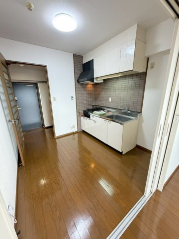 YMクレストの内装
