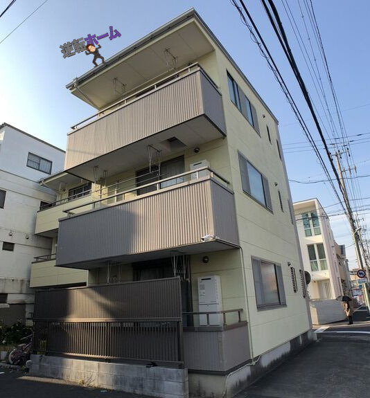 メゾンハナブサ