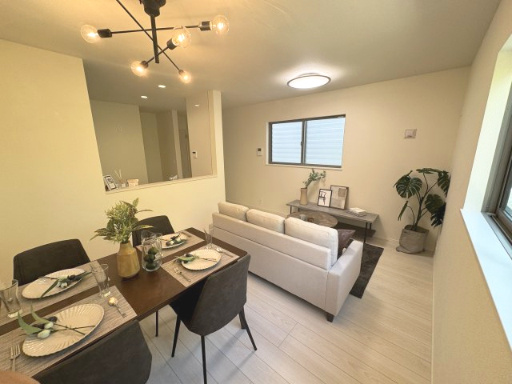 【居間・リビング】