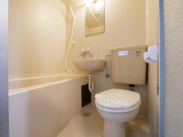 エルデ大手前の洗面所