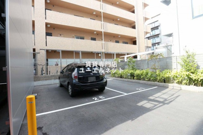【駐車場】 | スペーシア江坂南金田 | 敷地内駐車場あり◎