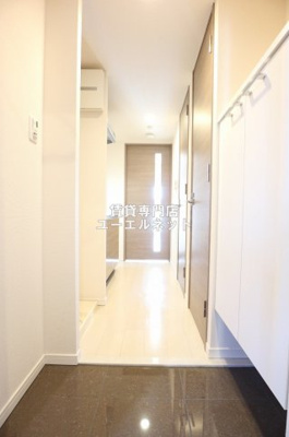 【玄関】 | スペーシア江坂南金田 | 住まいの顔ともなる玄関