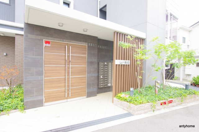 Lazo福島のエントランス