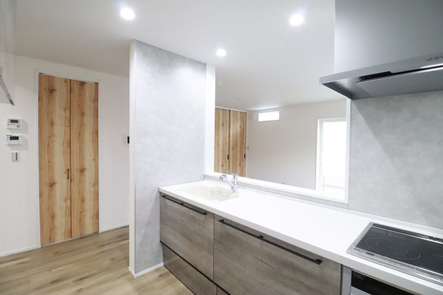 横芝光町横芝L区／9.68ｋｗ太陽光発電システム付　新築一戸建のキッチン|人工大理石のクリナップキッチンです！