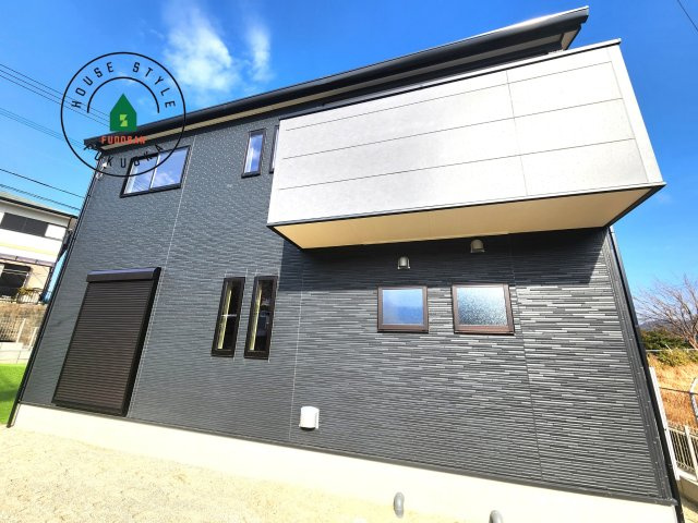 糟屋郡篠栗町庄5丁目第1-1棟（1号棟）の外観|デザイン性のある外観です。