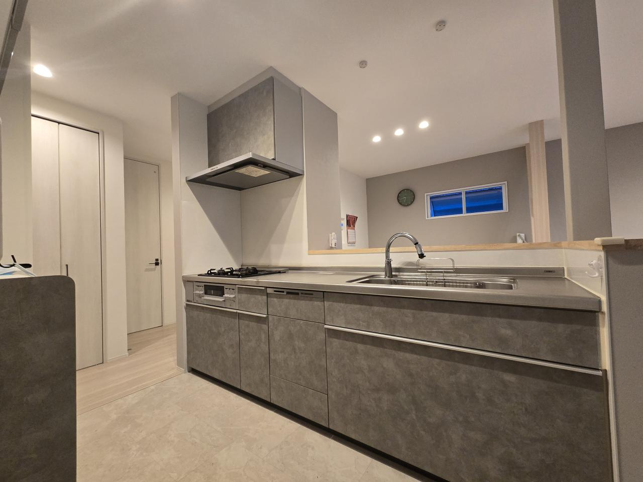 南国市甘枝　中古戸建てのキッチン