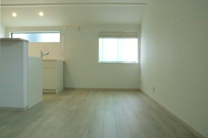 練馬区南田中1丁目の居間・リビング|２階ワンフロアタイプのLDK　足元から暖かい床暖房を3面完備
水回りも2階に集め家事動線の良い間取りです