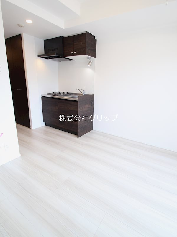 クラリッサ大通り公園の洋室