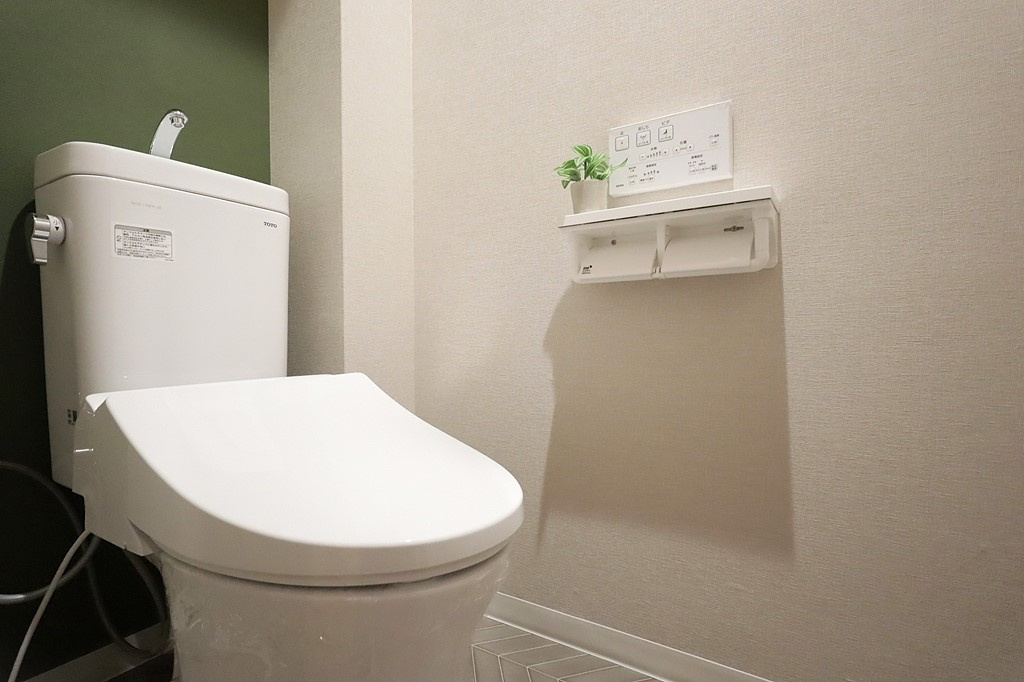 エンゼルハイムリバーサイド武庫川のトイレ|温水洗浄便座付きで快適にご利用いただけます。