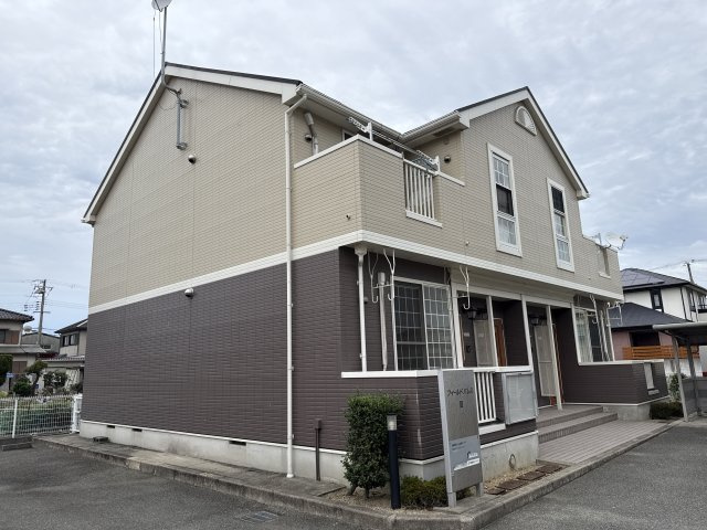フィールドパレスⅢの外観