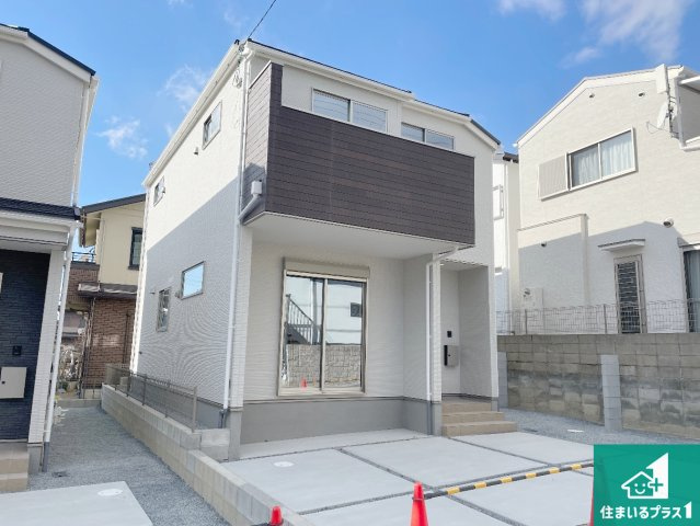 城陽市寺田尼塚　第1期　新築一戸建ての外観|安心の10年保証！外観を美しく保ち、雨水で汚れを落とします！気になることがありましたら、お気軽にお問い合わせください！