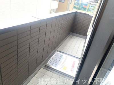 【バルコニー】 | プリムローズ・Ｄ | 東向き