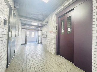 【エントランス】