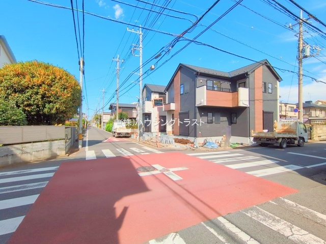 仲介手数料無料　FiT所沢市緑町1期・新築全2棟の前面道路含む現地写真