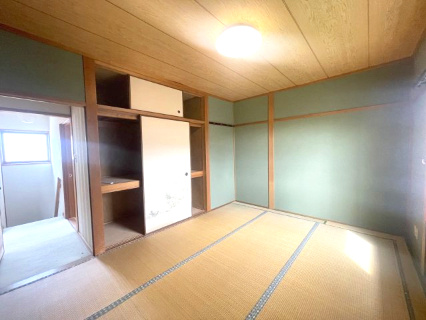 近江八幡市北津田町中古戸建の和室