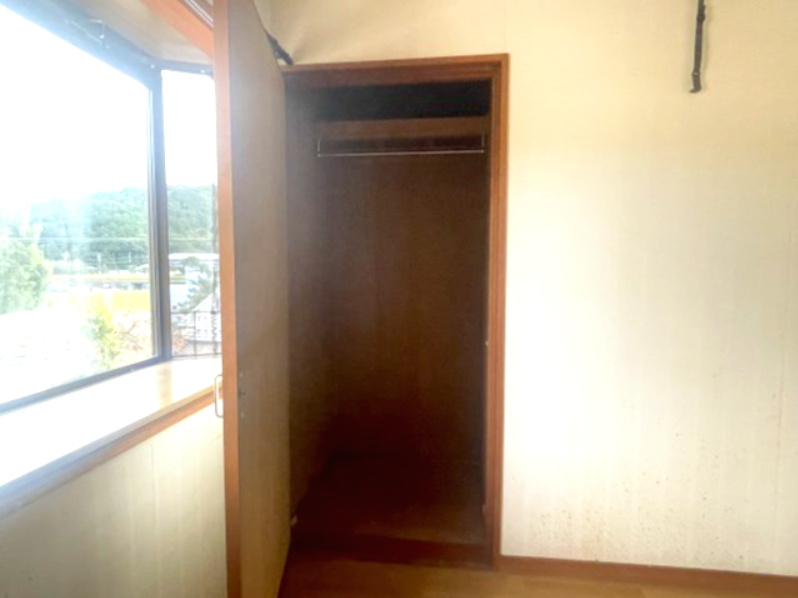 近江八幡市北津田町中古戸建の収納