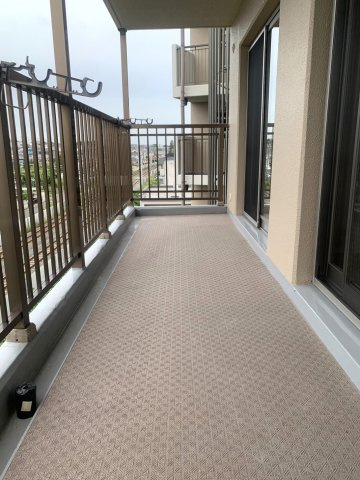 ◆２沿線利用可能◆陽当たり・通風良好の３ＬＤＫ◆複層ガラス採用◆宇治大久保コープＡ棟のバルコニー|バルコニー