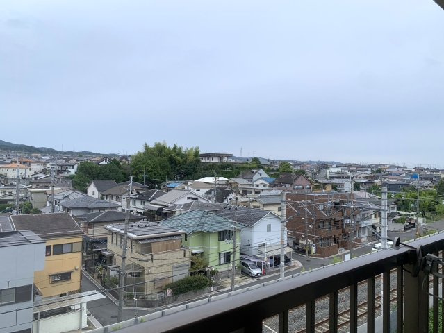 ◆２沿線利用可能◆陽当たり・通風良好の３ＬＤＫ◆複層ガラス採用◆宇治大久保コープＡ棟の展望|バルコニーからの眺望