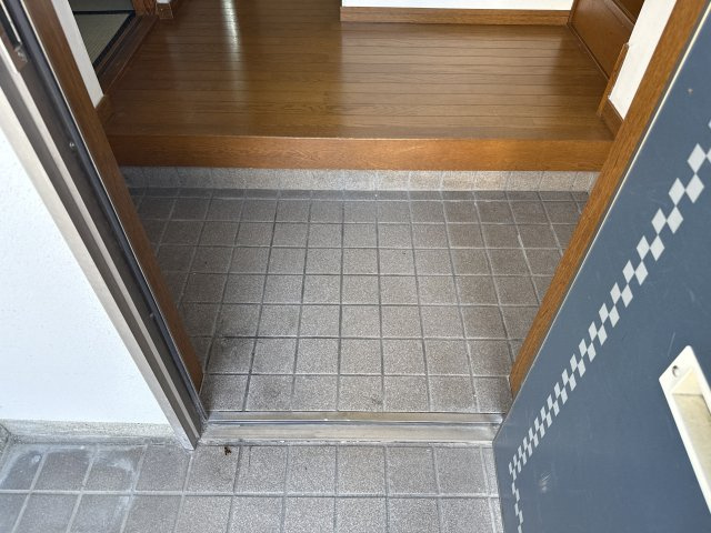 リヴィエール清流の玄関
