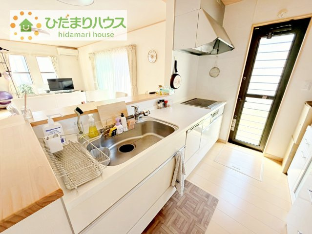 【キッチン】 | つくば市学園南３丁目　中古戸建 | お手入れのしやすいIHクッキングヒーター☆彡