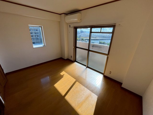 ポコアポコ明石鍛治屋町五番館の居間・リビング