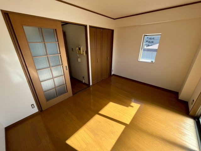 ポコアポコ明石鍛治屋町五番館の居間・リビング