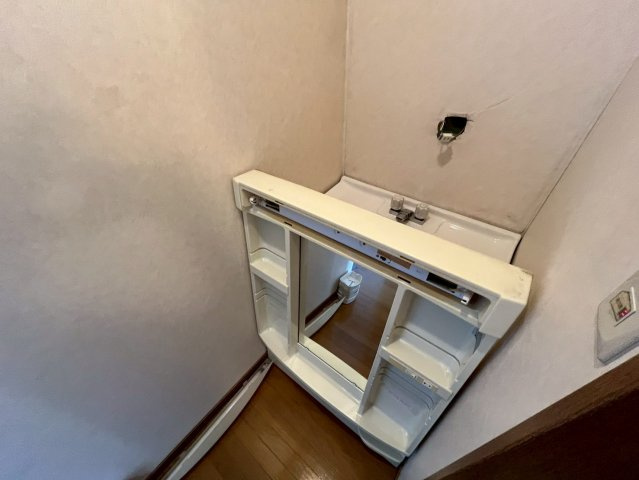 ポコアポコ明石鍛治屋町五番館の洗面所