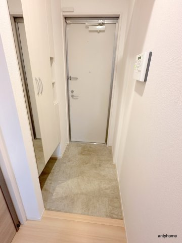 ウエストアロー阿波座の玄関