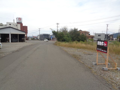 【前面道路含む現地写真】 | 大館市比内町扇田字上中島・土地物件