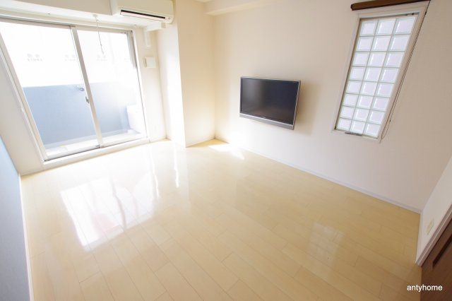 オアシス梅田の寝室
