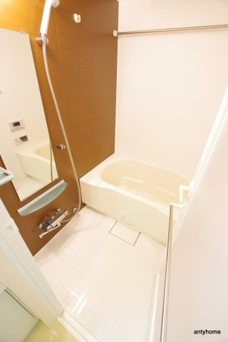 オアシス梅田の浴室