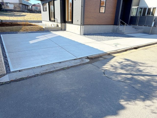 水戸市見和3丁目　新築戸建て　1号棟の駐車場|カースペースは2台お停めいただけます♪