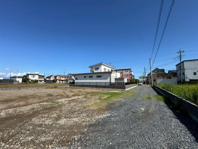 -三丁目不動産-　深谷市西大沼　造成完の前面道路含む現地写真