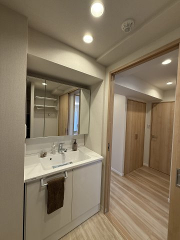 【独立洗面台】セレノ藤原台Ｂ棟 