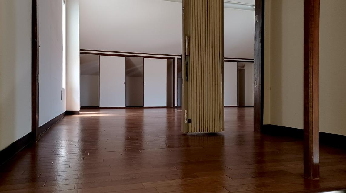 南国市立田　中古戸建ての洋室