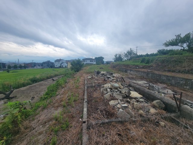 南アルプス市山寺の売地の外観