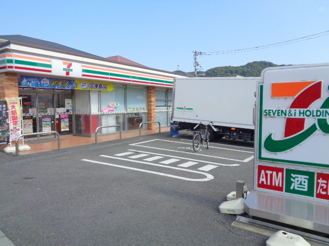 クレスト湘南のその他|セブンイレブン平塚山下店