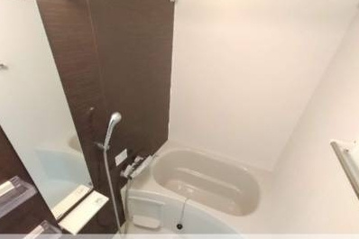 ファーストフィオーレ江坂レガリスの浴室